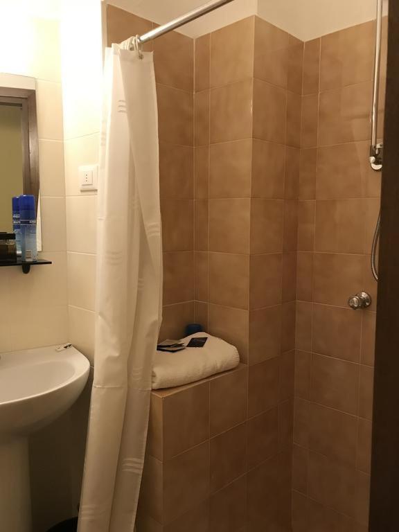 Albergo Meuble Olivi Тосколано Мадерно Екстериор снимка